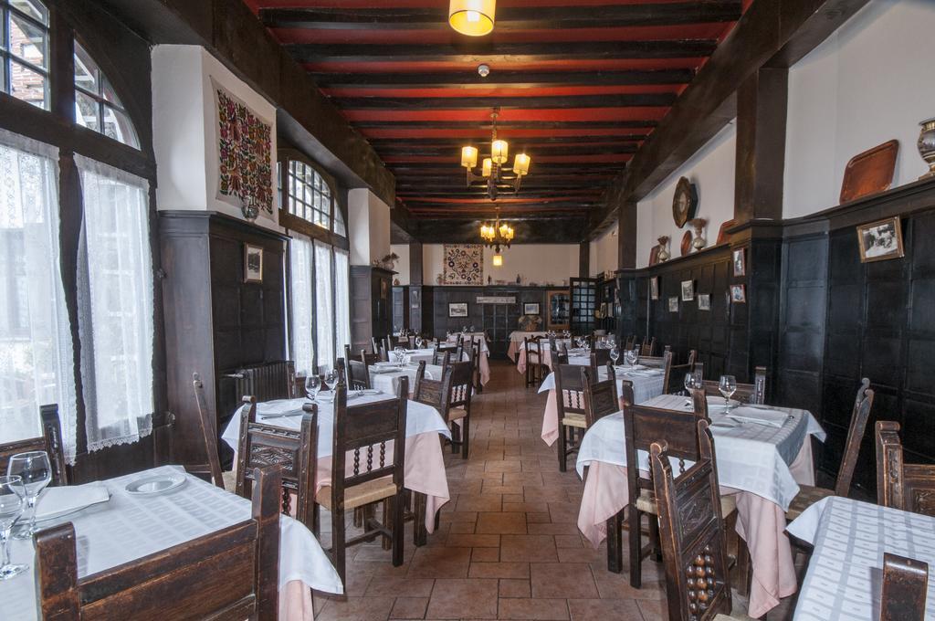 Hostal Ayestaran II Lekunberri Eksteriør bilde
